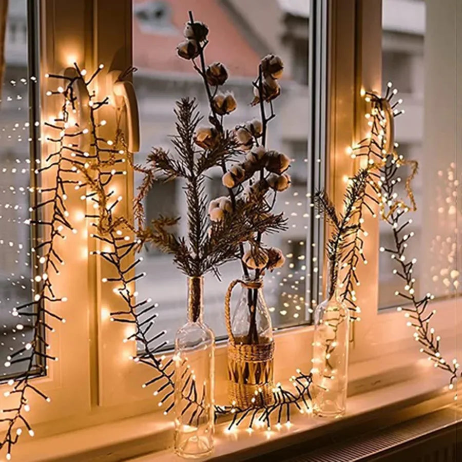 LumiBurst 25M 2000 LED Cluster Kerstverlichting - buitenverlichting - sfeerbeeld