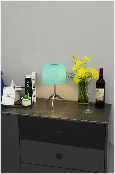LumiereGlow Bauhaus Driepoot Bureaulamp - tafellampen - gemonteerd