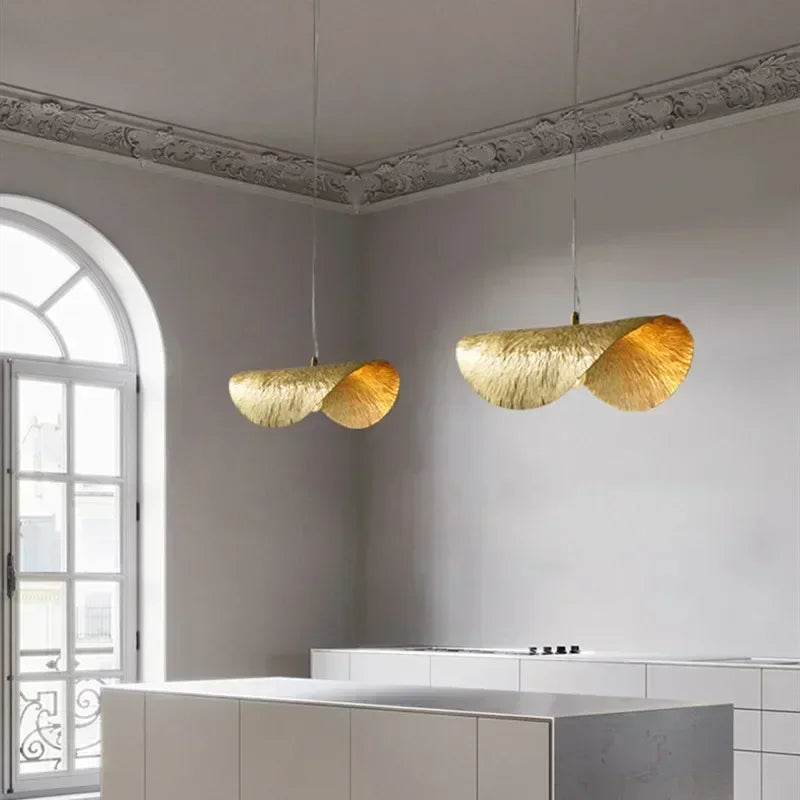 ZenLotus Gouden Lotusblad Kroonluchter - hanglampen - sfeerbeeld