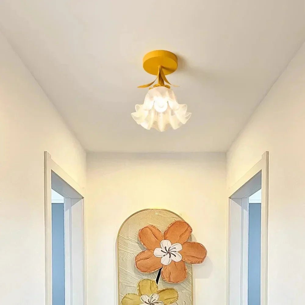 Eenvoudige Tiffany Plafondlamp Met Minibloemen - plafondlamp - zijaanzicht