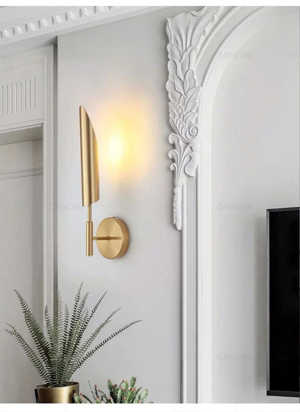 LustraVogue Aura – Luxe Moderne Wandlamp met Glazen Kap - wandlamp - sfeerbeeld