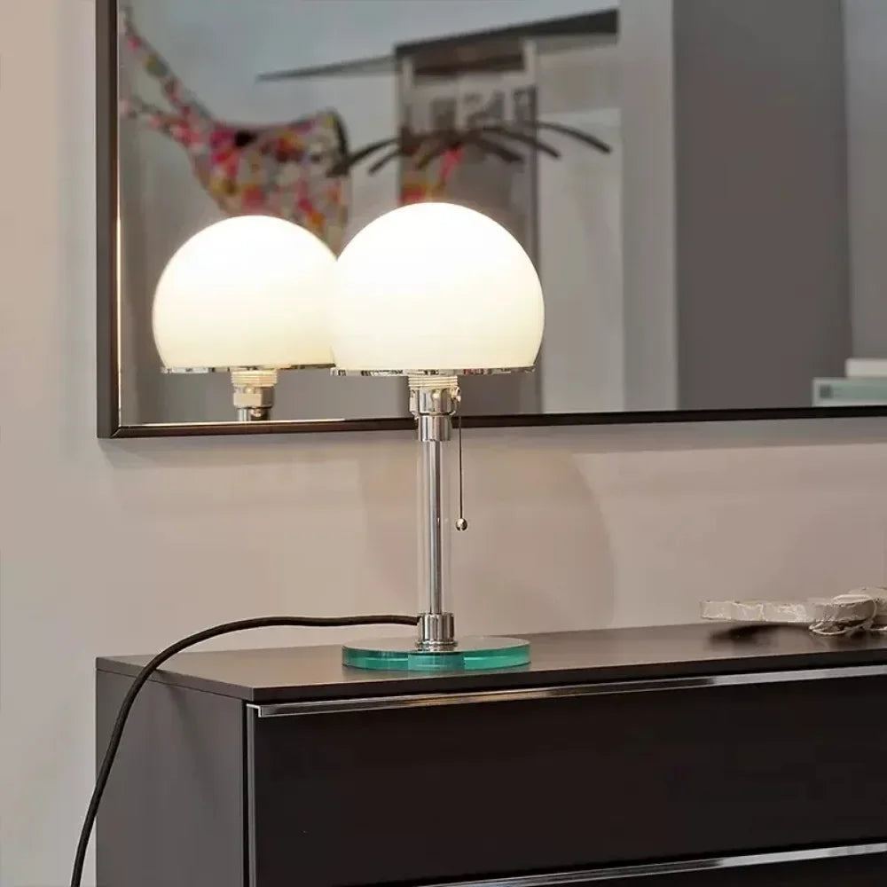 AuroraBauhaus LED Tafellamp – Nordic Glas & Metaal Designlamp - tafellampen - verlicht