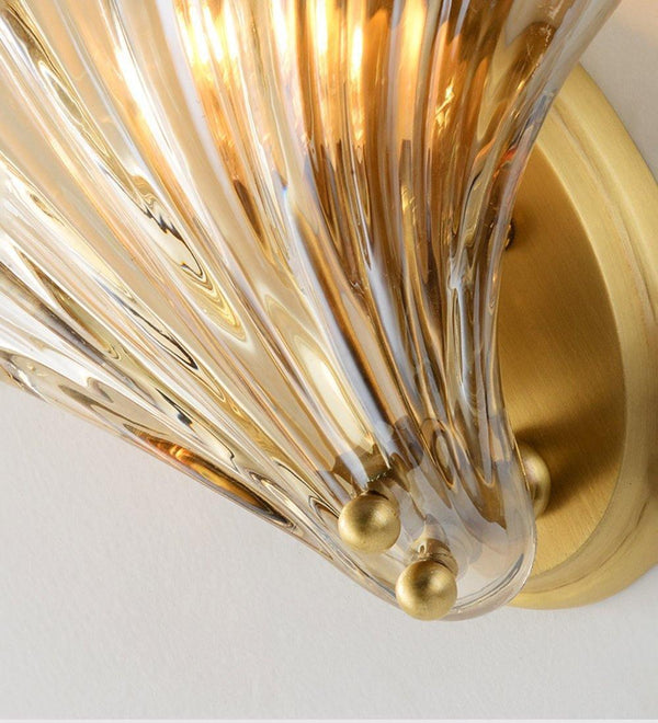 Wandlamp In De Vorm Van Een Schelp - wandlampen