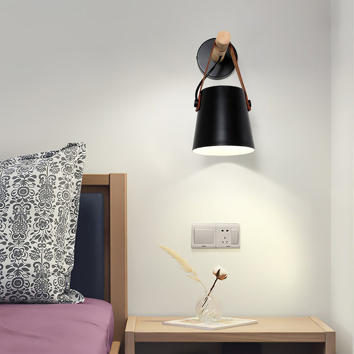 Conische Wandlamp van Hout - wandlampen - in de kamer