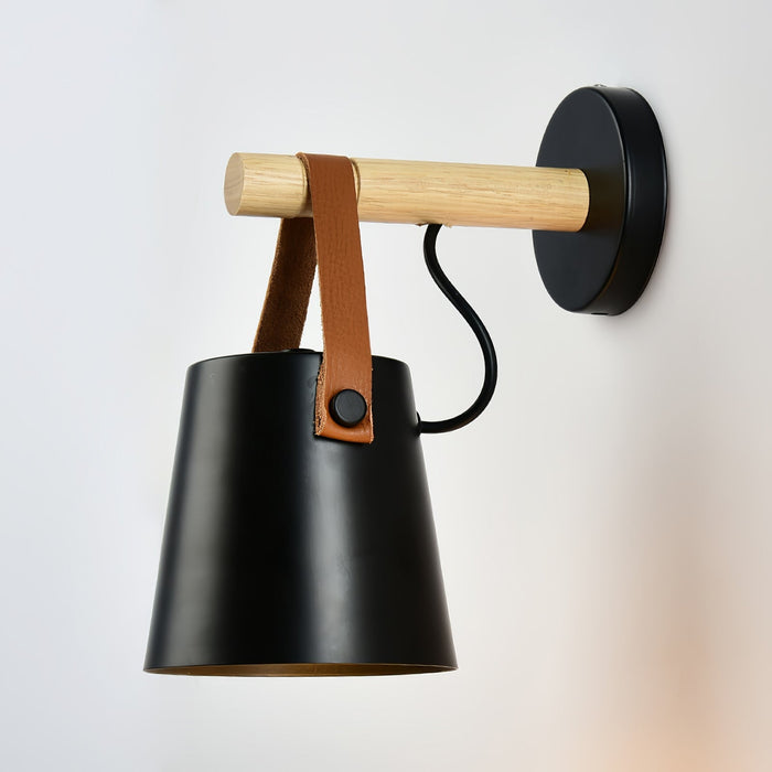 Conische Wandlamp van Hout - wandlampen - close-up