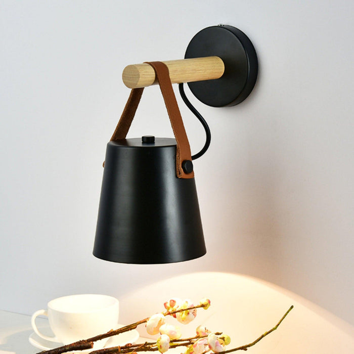 Conische Wandlamp van Hout - wandlampen - verlicht