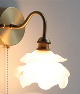 AuroraLux Nordic Wandlamp – Moderne Koperen Wandlamp met Trekschakelaar & Glazen Kap