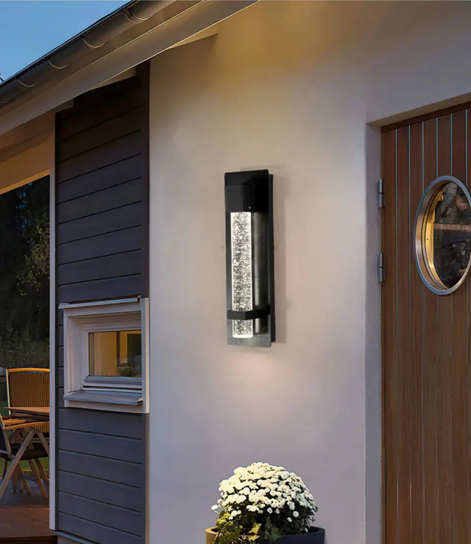 CrystalLux Buitenwandlamp – Moderne Waterdichte Wandverlichting met K9 Kristal & Anti-Roest Aluminium - buitenverlichting - v