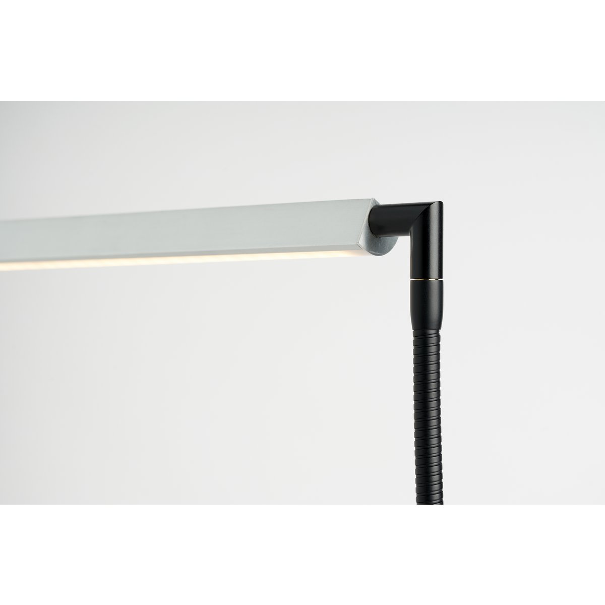 Betec Leuchten Manufactur - Studio Bureaulamp - tafellampen - close-up