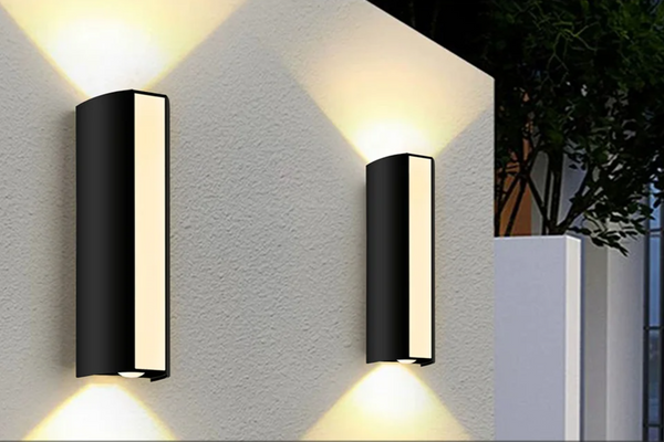 LuxoBeam Up & Down LED Wandlamp – Waterdichte Moderne Verlichting voor Binnen & Buiten (10W | IP66)