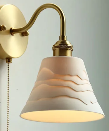 AuroraLux Nordic Wandlamp – Moderne Koperen Wandlamp met Trekschakelaar & Glazen Kap