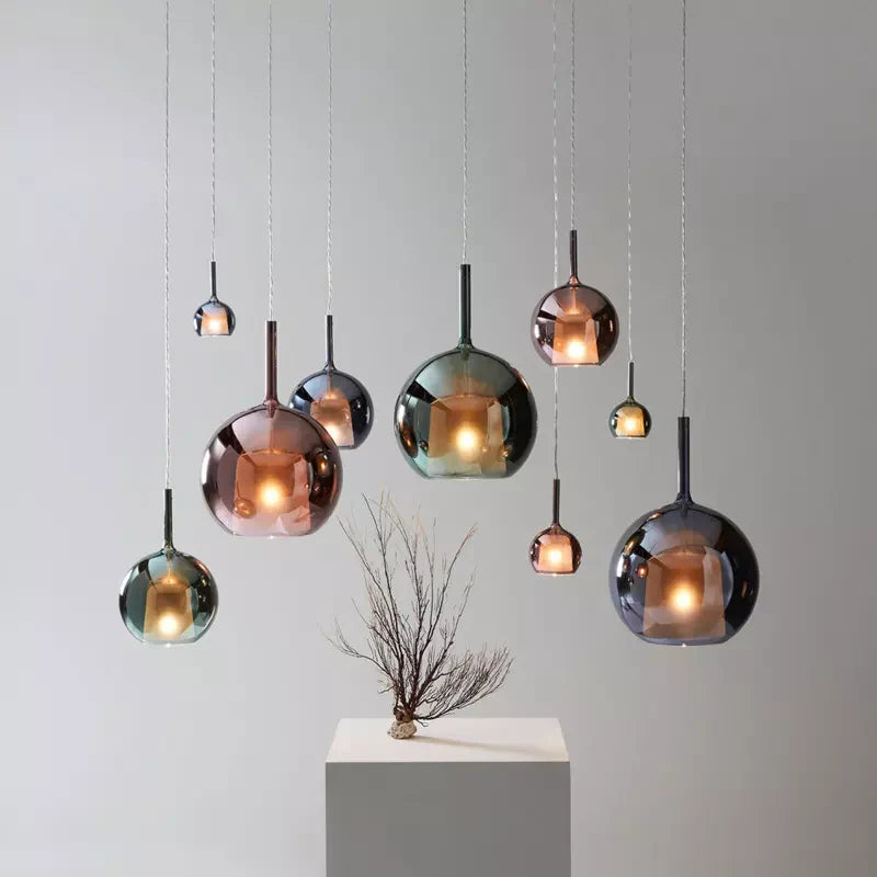 Scandinavische Hanglamp Van Aluminium En Glas - hanglampen - close-up