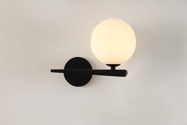 Wandlamp Voor In De Slaapkamer Van Metaal en Glas - wandlampen - zijaanzicht