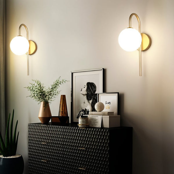 Wandlamp Voor In De Slaapkamer Van Metaal en Glas - wandlampen - zijaanzicht