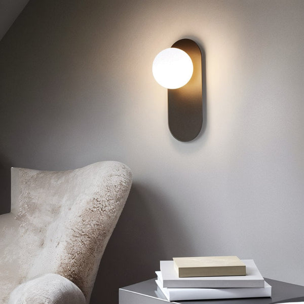 Wandlamp Voor In De Slaapkamer Van Metaal en Glas