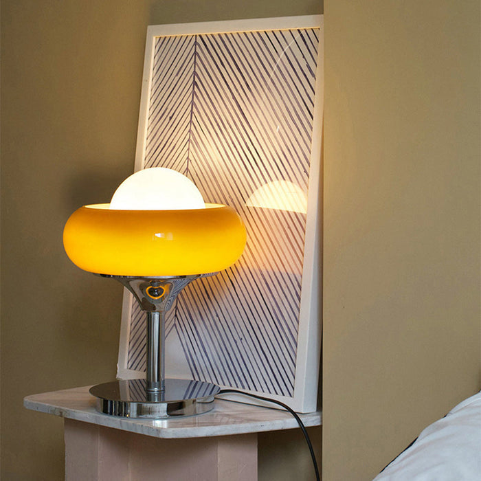 Vintage Bauhaus Glazen Gele Tafellamp - tafellampen - sfeerbeeld